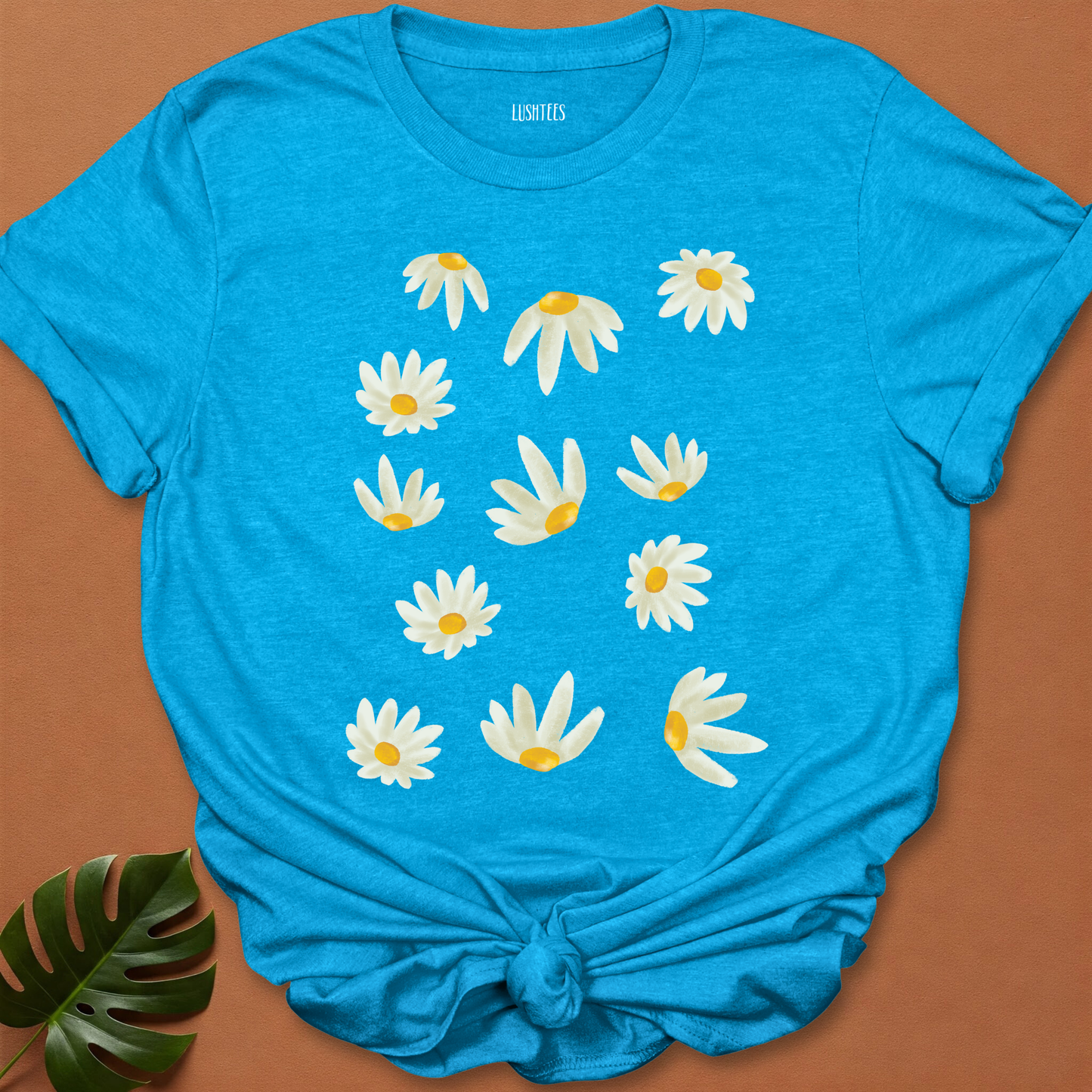 Monochrome Meadow – Bold Line Daisy Tee